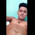 Gays Manaus com novinho mostrando a pica